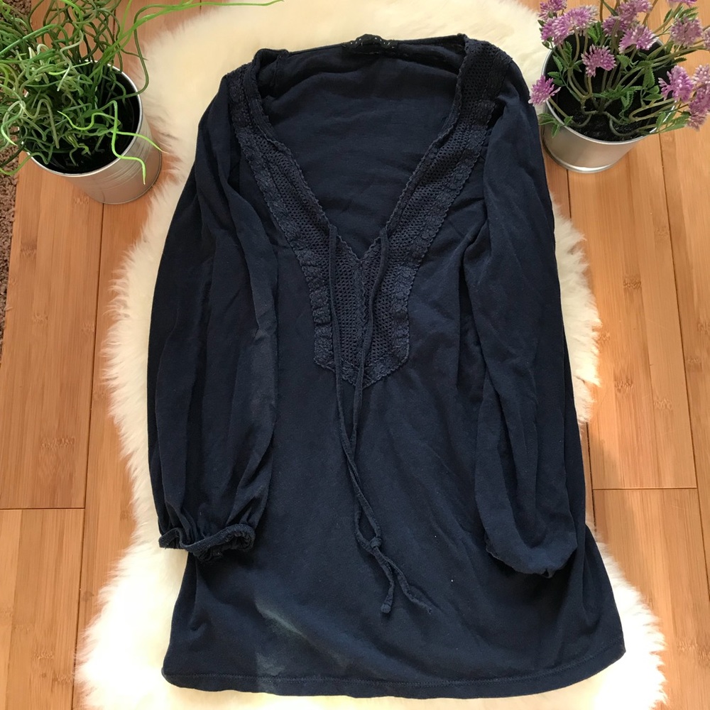 Sanctuary pullover top in blue.